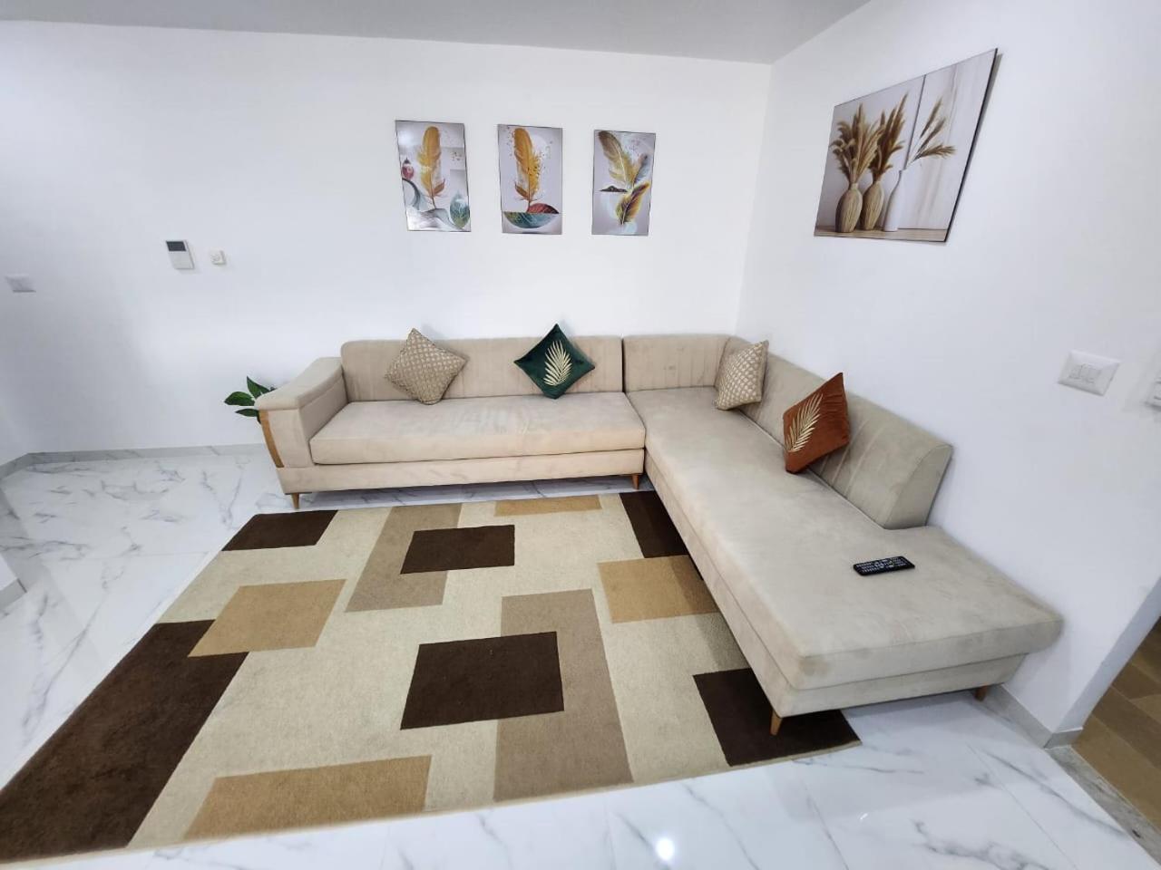 Elegant S1 Meuble Garde A Ariana -Tunis Apartment Bagian luar foto